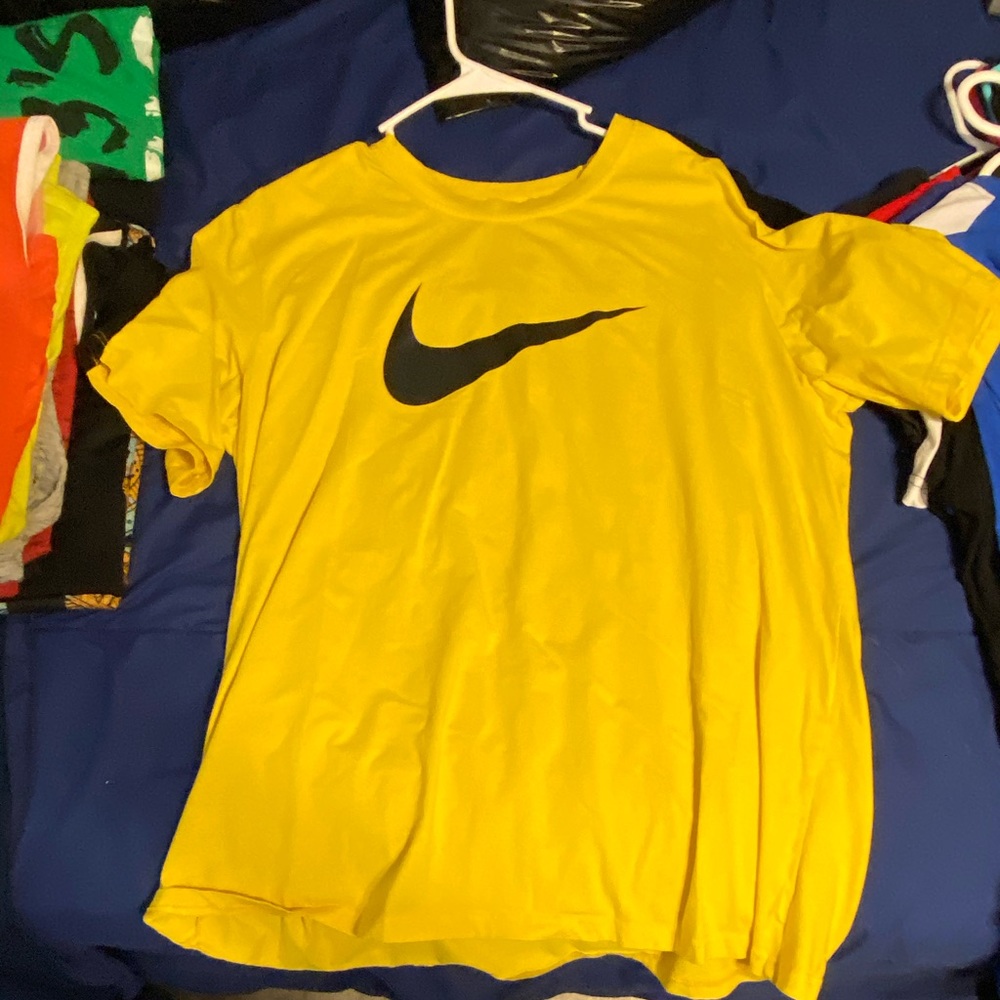 Nike dri fit shirt times 2